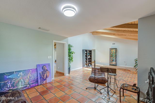 3232 E ELLIS Street, Mesa, AZ 85213