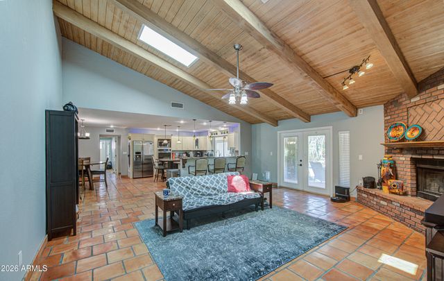 3232 E ELLIS Street, Mesa, AZ 85213