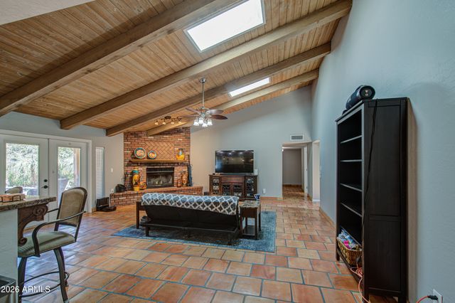3232 E ELLIS Street, Mesa, AZ 85213
