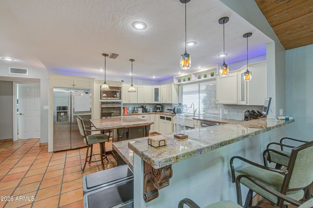 3232 E ELLIS Street, Mesa, AZ 85213