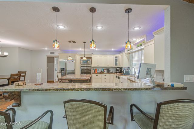 3232 E ELLIS Street, Mesa, AZ 85213