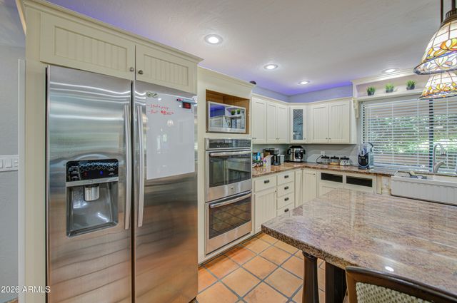 3232 E ELLIS Street, Mesa, AZ 85213