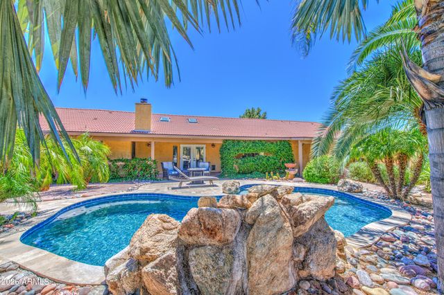 3232 E ELLIS Street, Mesa, AZ 85213
