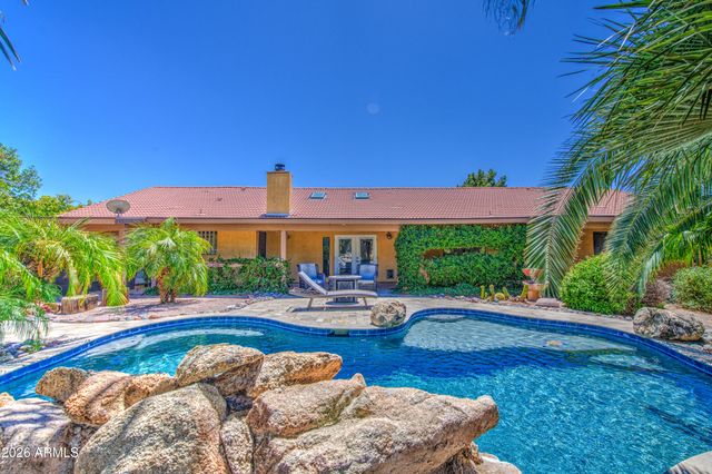 3232 E ELLIS Street, Mesa, AZ 85213