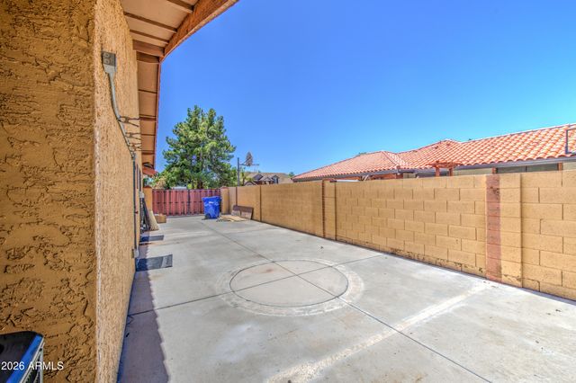 3232 E ELLIS Street, Mesa, AZ 85213
