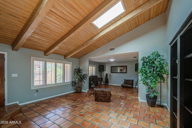 3232 E ELLIS Street, Mesa, AZ 85213