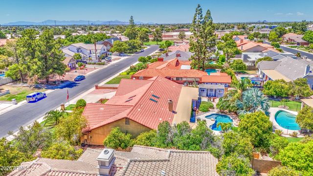 3232 E ELLIS Street, Mesa, AZ 85213