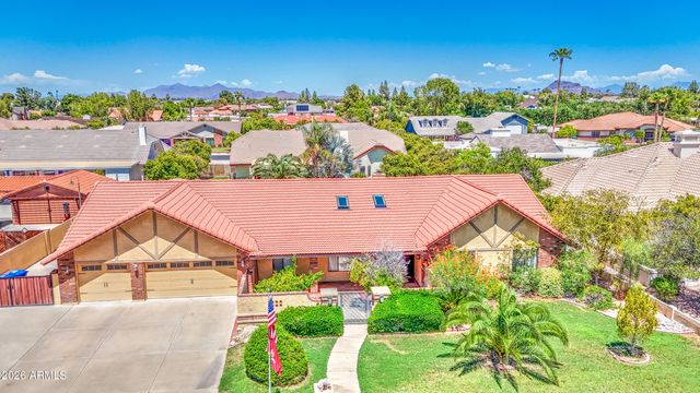3232 E ELLIS Street, Mesa, AZ 85213