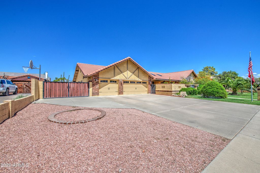 3232 E ELLIS Street, Mesa, AZ 85213 — photo 4
