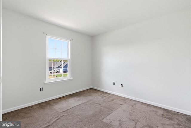 9 RAMUNNO DR, Smyrna, DE 19977