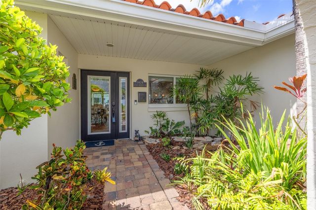 1424 47TH AVENUE NE, St Petersburg, FL 33703