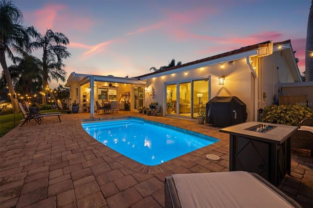 1424 47TH AVENUE NE, St Petersburg, FL 33703