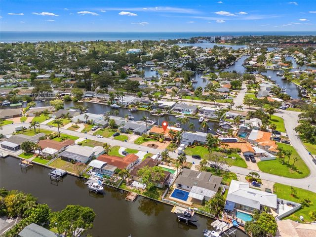 1424 47TH AVENUE NE, St Petersburg, FL 33703