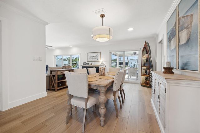 1424 47TH AVENUE NE, St Petersburg, FL 33703