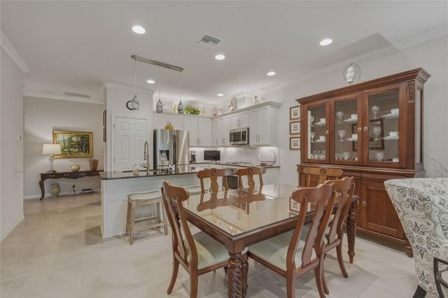 8017 PINE CREST STREET, Seminole, FL 33777