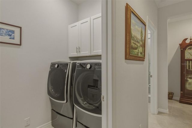 8017 PINE CREST STREET, Seminole, FL 33777