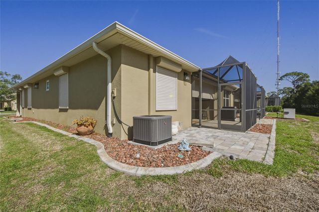 8017 PINE CREST STREET, Seminole, FL 33777