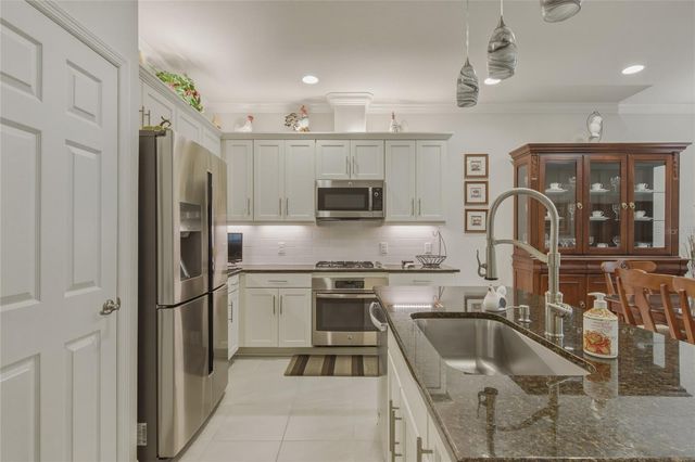 8017 PINE CREST STREET, Seminole, FL 33777