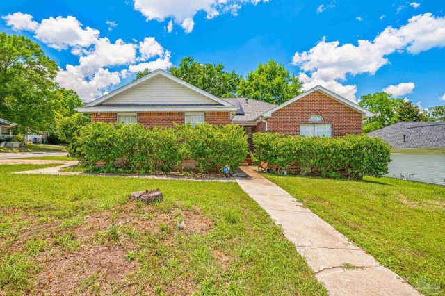 9803 Knollview Dr, Pensacola, FL 32514