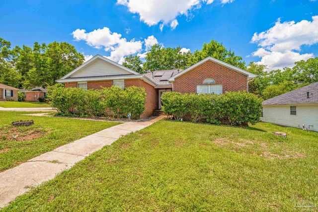 9803 Knollview Dr, Pensacola, FL 32514