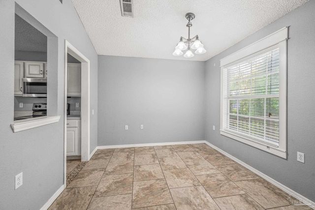 9803 Knollview Dr, Pensacola, FL 32514