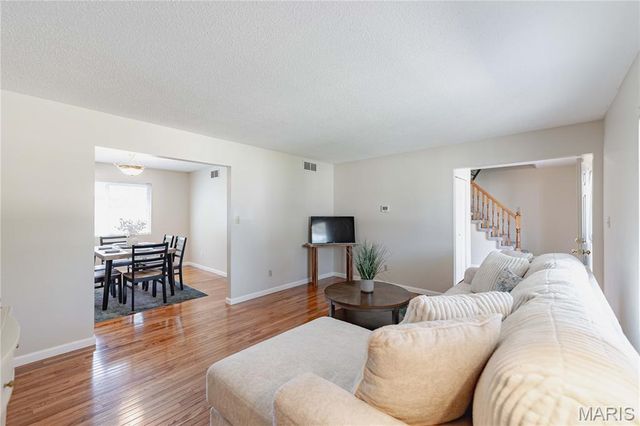 1504 Prairie View Drive, Edwardsville, IL 62025