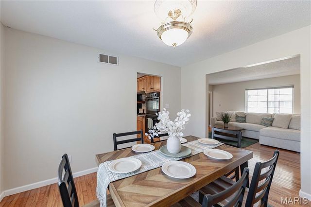 1504 Prairie View Drive, Edwardsville, IL 62025