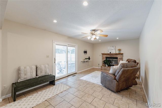 1504 Prairie View Drive, Edwardsville, IL 62025