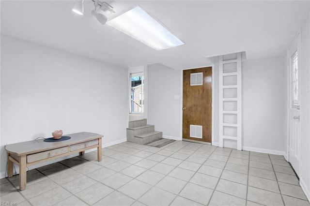 183 Mark Twain DR, Newport News, VA 23602