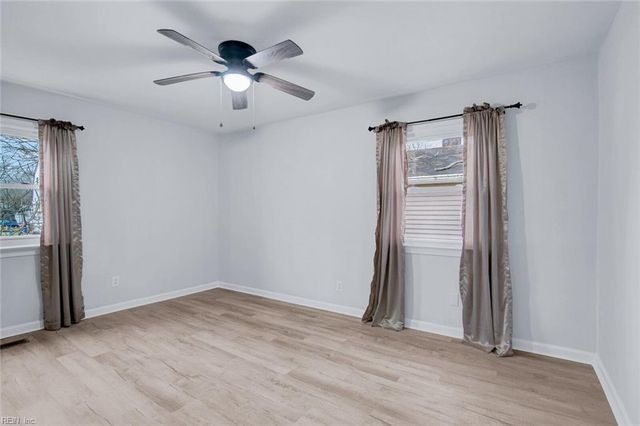 183 Mark Twain DR, Newport News, VA 23602