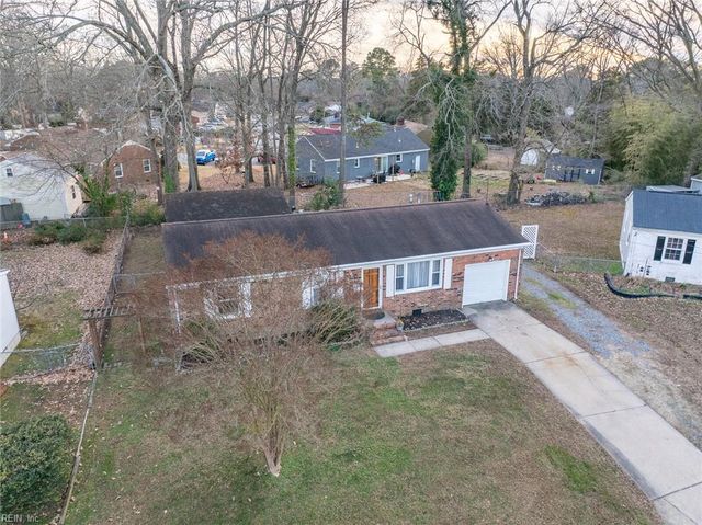 183 Mark Twain DR, Newport News, VA 23602