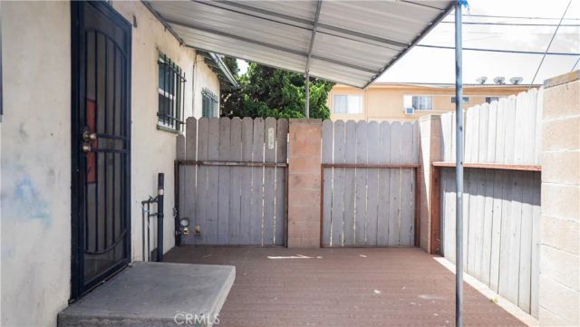 3321 E 17th Street, Long Beach, CA 90804