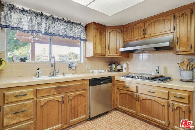 4812 Live Oak Street, Cudahy, CA 90201