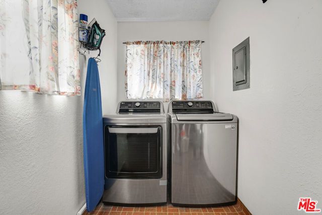 4812 Live Oak Street, Cudahy, CA 90201