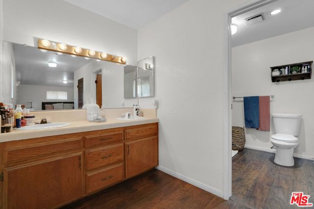 4812 Live Oak Street, Cudahy, CA 90201