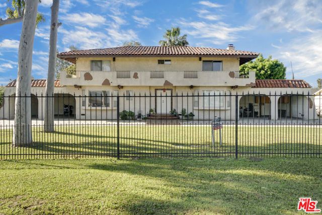 4812 Live Oak Street, Cudahy, CA 90201