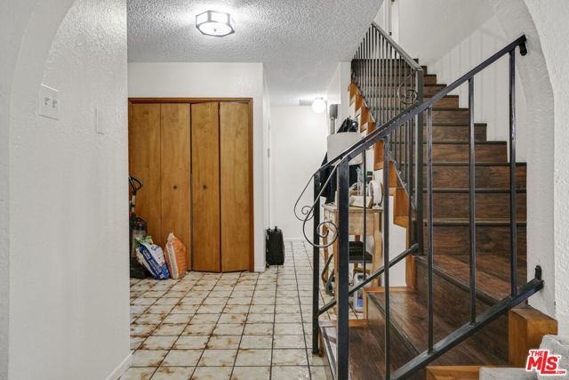 4812 Live Oak Street, Cudahy, CA 90201