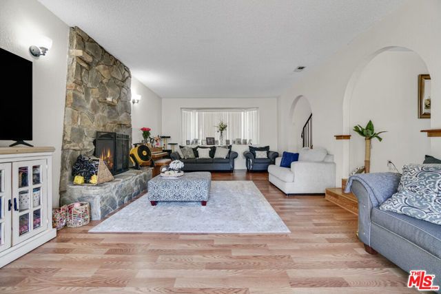 4812 Live Oak Street, Cudahy, CA 90201