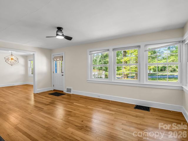 117 Whitney Avenue, Tryon, NC 28782