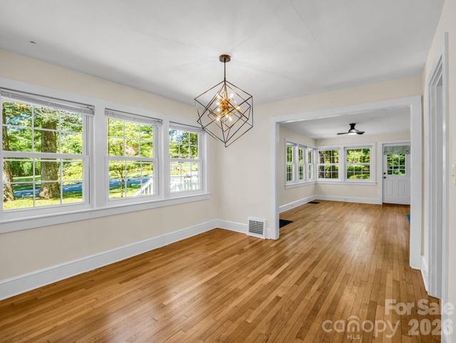 117 Whitney Avenue, Tryon, NC 28782