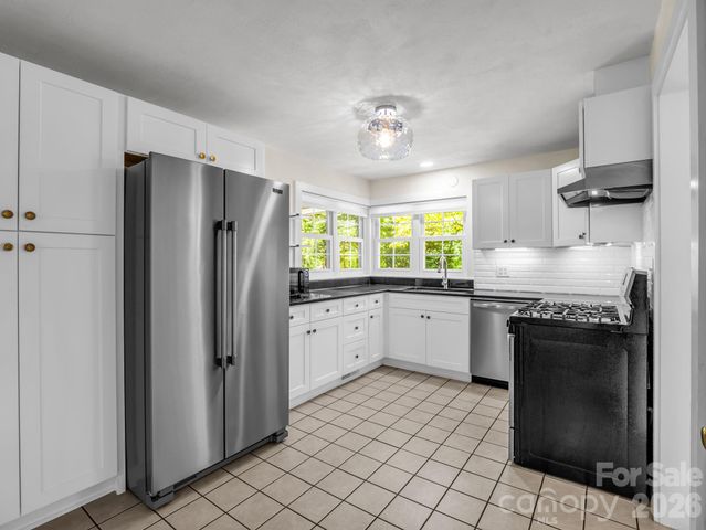 117 Whitney Avenue, Tryon, NC 28782