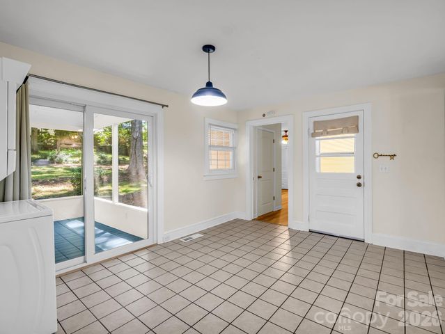 117 Whitney Avenue, Tryon, NC 28782