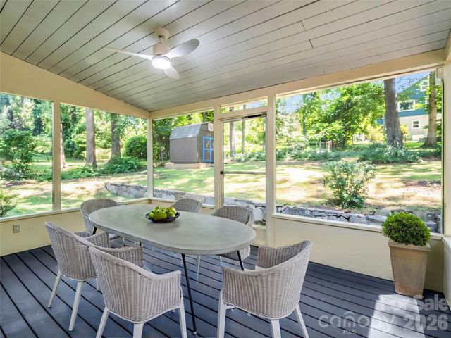 117 Whitney Avenue, Tryon, NC 28782