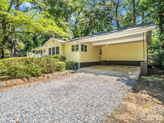 117 Whitney Avenue, Tryon, NC 28782