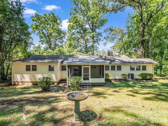 117 Whitney Avenue, Tryon, NC 28782