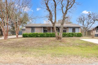 205 Hitching Post DR, Kyle, TX 78640