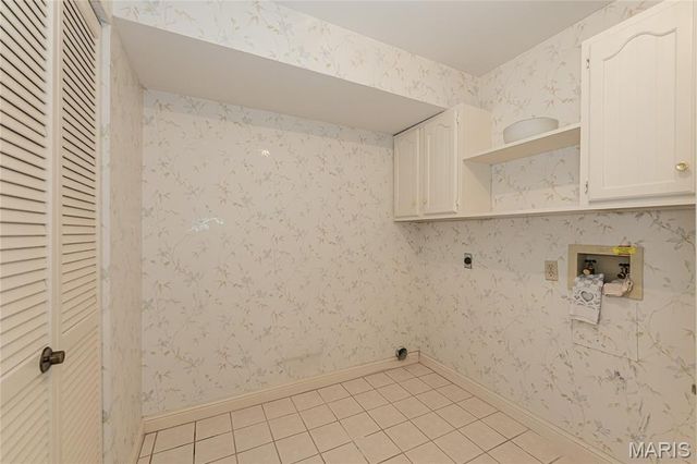 14308 Conway Meadows Court 201, Chesterfield, MO 63017