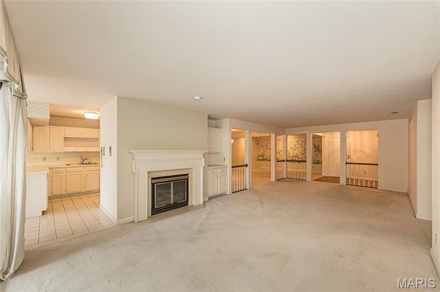 14308 Conway Meadows Court 201, Chesterfield, MO 63017