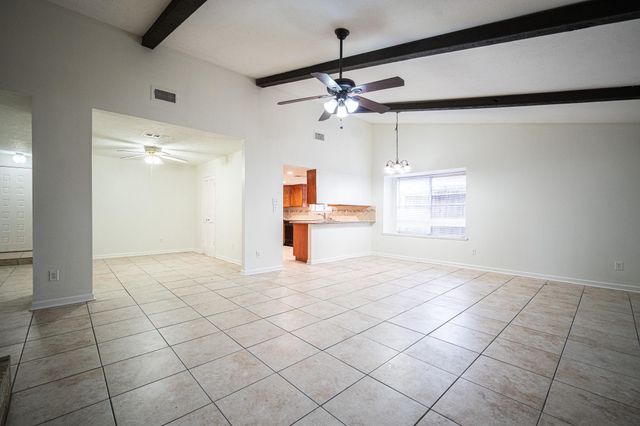7015 San Pablo Drive, Houston, TX 77083