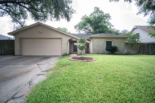 7015 San Pablo Drive, Houston, TX 77083